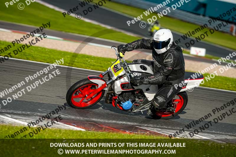 donington no limits trackday;donington park photographs;donington trackday photographs;no limits trackdays;peter wileman photography;trackday digital images;trackday photos